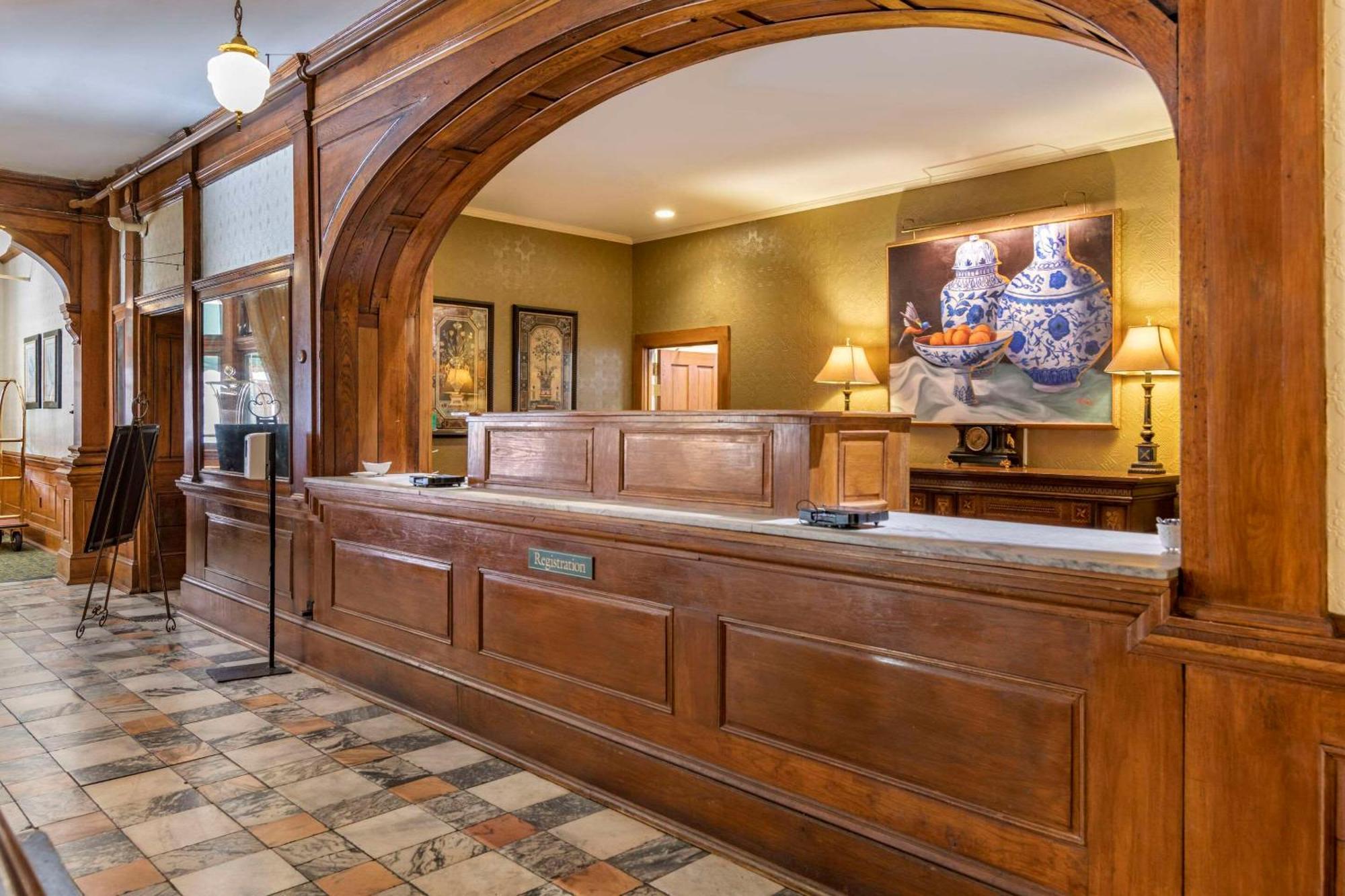 Windsor Hotel, Ascend Hotel Collection Америкус Экстерьер фото